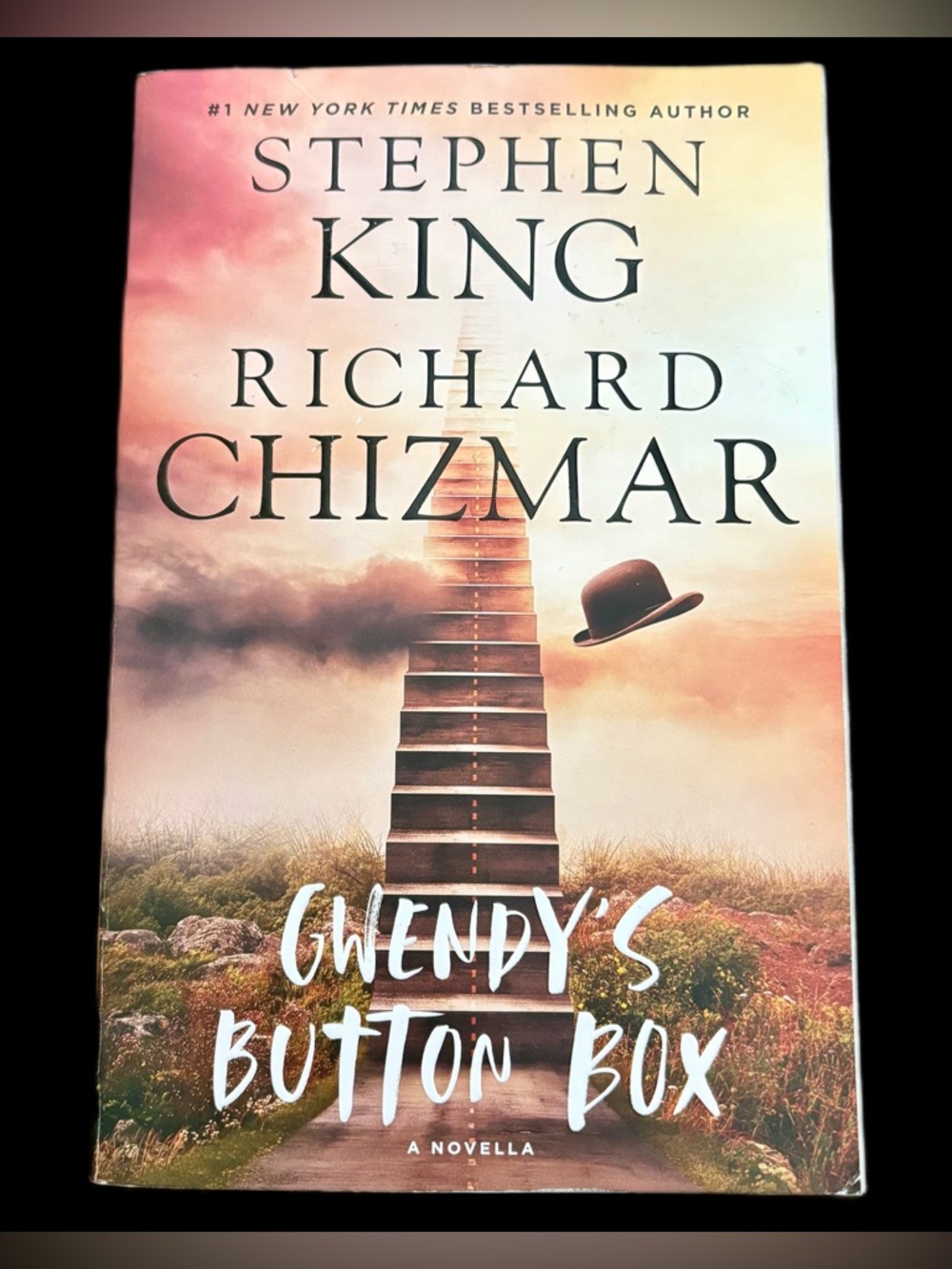 Stephen King Gwendy’s Button Box - Paperback Novel
